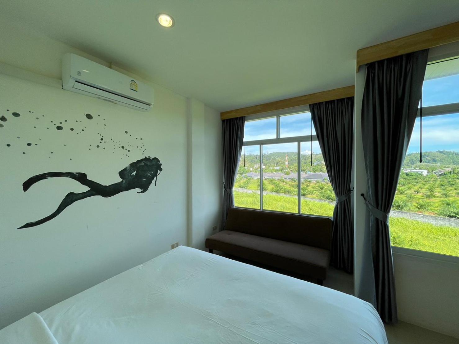 Dwell Phuket Airport Hotel At Naiyang Nai Yang Beach Exterior foto