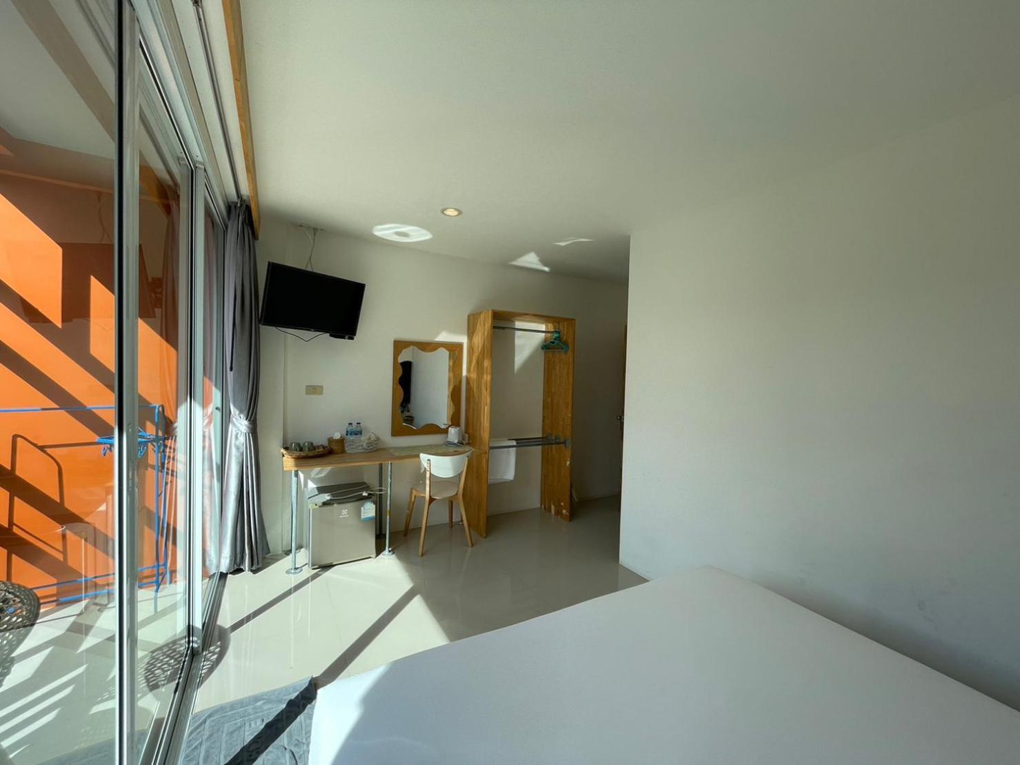 Dwell Phuket Airport Hotel At Naiyang Nai Yang Beach Exterior foto